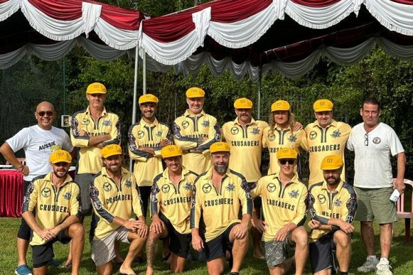 The Crusader - Team Photo 2